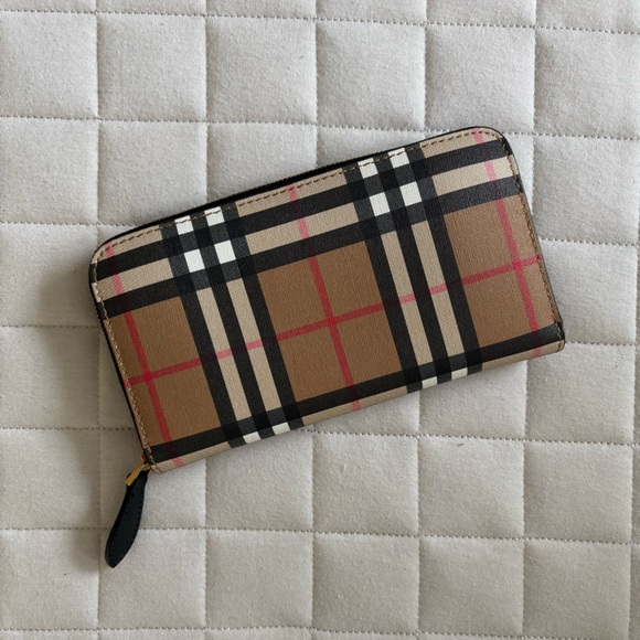 Burberry Black and Tan Vintage Check Bonded Leatherelmore Wallet - Picture 1 of 5
